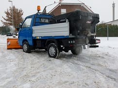 Erster Schnee in Winterberg macht Räumdiensten Arbeit